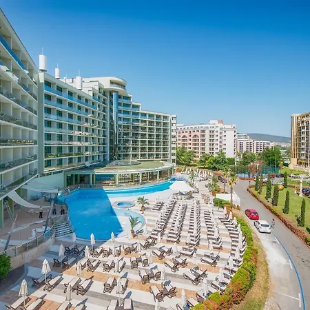 In Victoria Апарт-отель