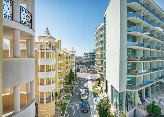 In Victoria 2* 阳光海滩