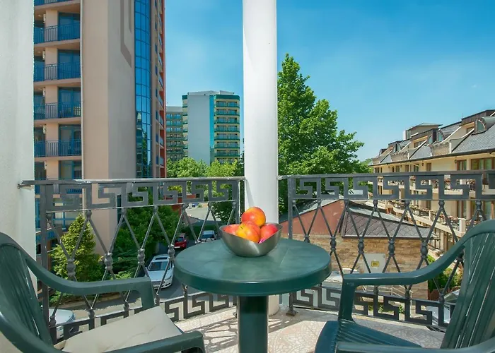 Апарт-отель In Victoria 2*