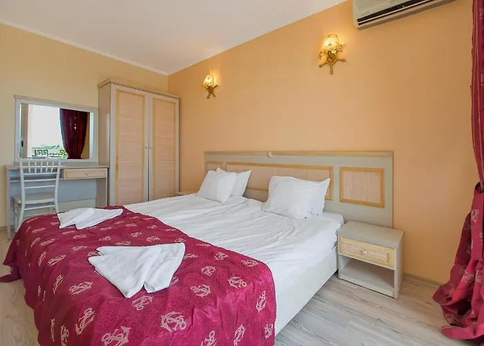 In Victoria Апарт-отель Солнечный берег