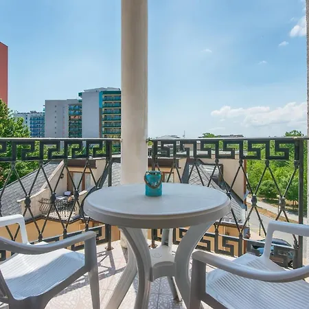 In Victoria Апарт-отель 2*